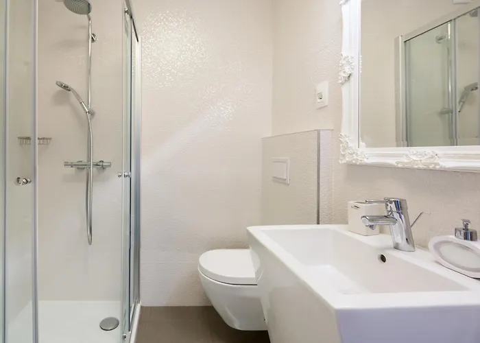 Sandra With Balcony *